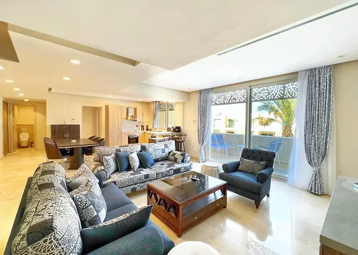 Homestyle 3br Penthouse Pool & View