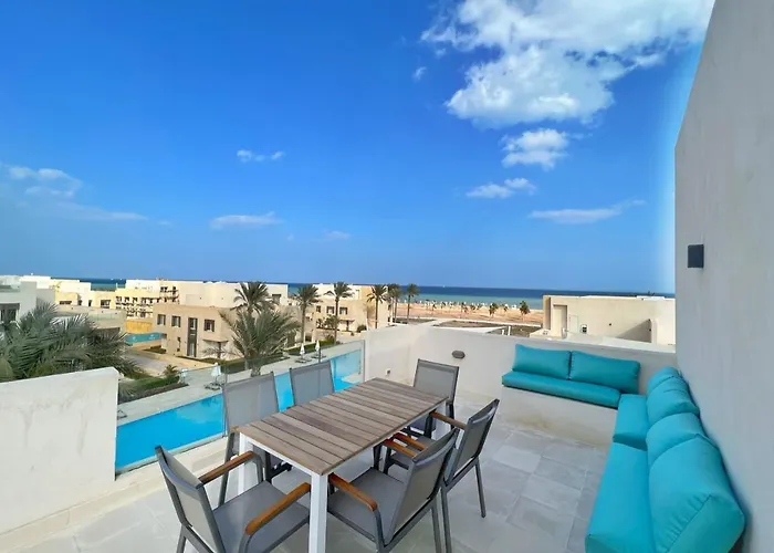 Homestyle 3br Penthouse Pool & View * Hurghada