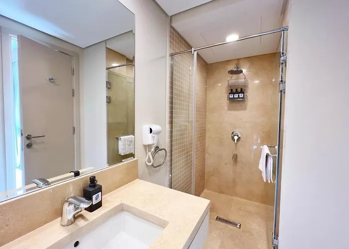 Homestyle 3br Penthouse Pool & View